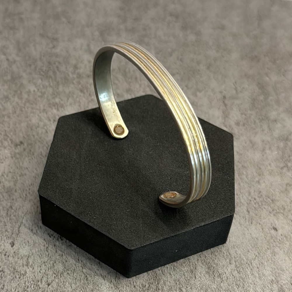 Vintage Ribbed Channeled Silver cuff Bracelet